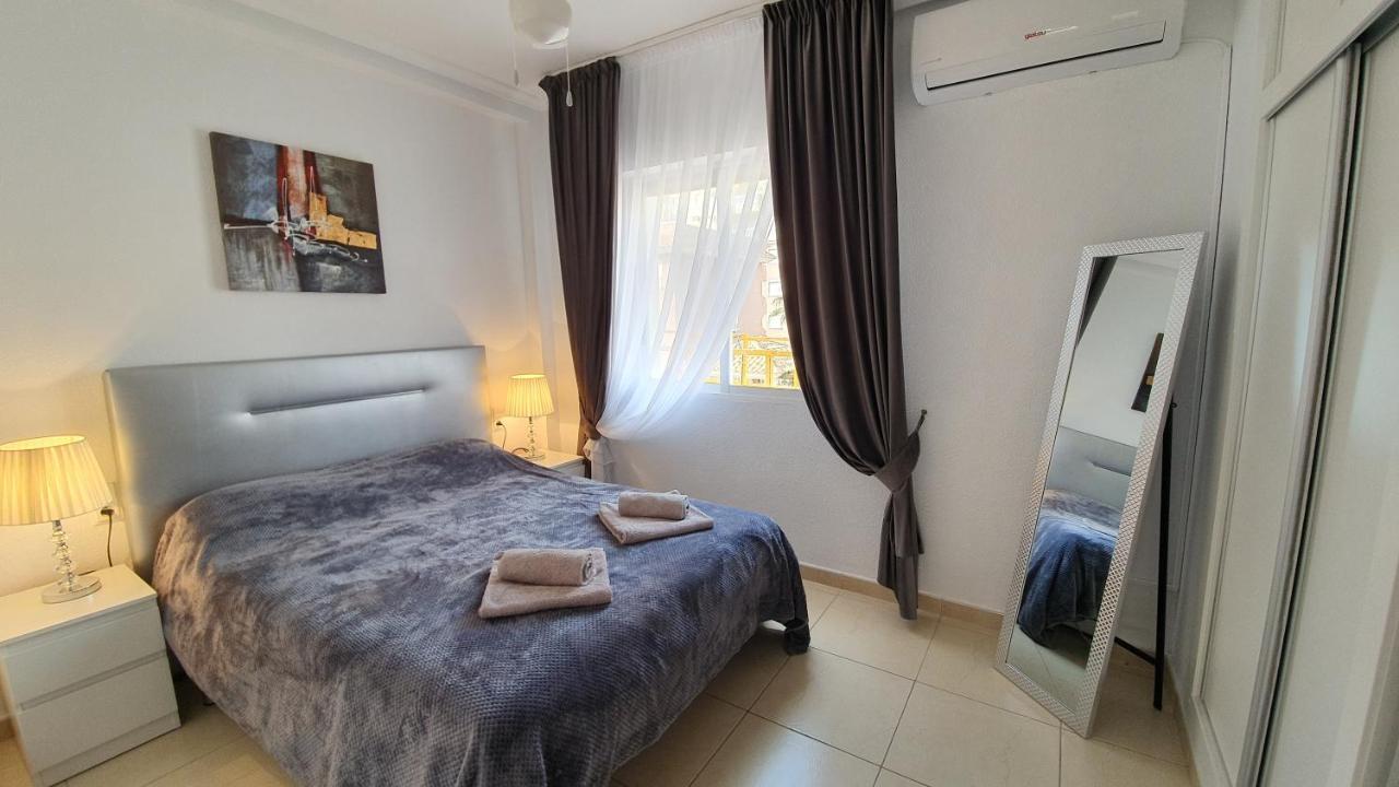 Sunny Apartament Near La Mata Beach Torrevieja Ngoại thất bức ảnh