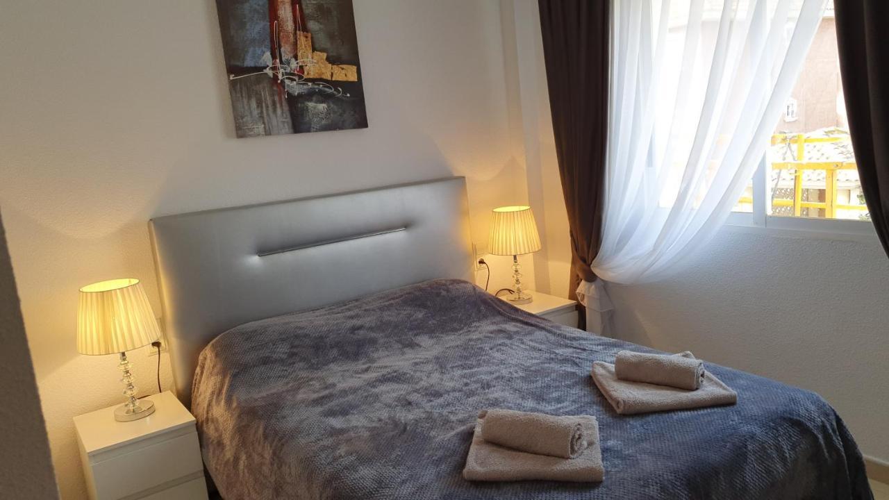 Sunny Apartament Near La Mata Beach Torrevieja Ngoại thất bức ảnh