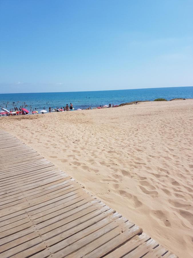 Sunny Apartament Near La Mata Beach Torrevieja Ngoại thất bức ảnh