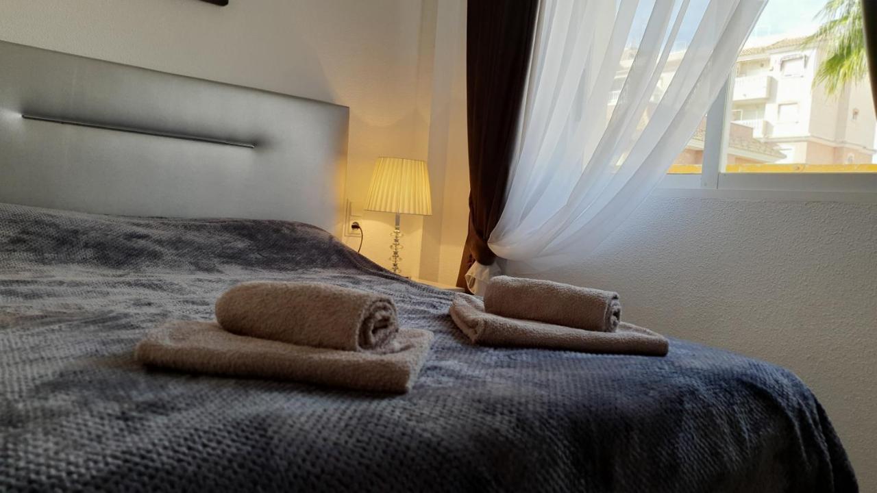 Sunny Apartament Near La Mata Beach Torrevieja Ngoại thất bức ảnh